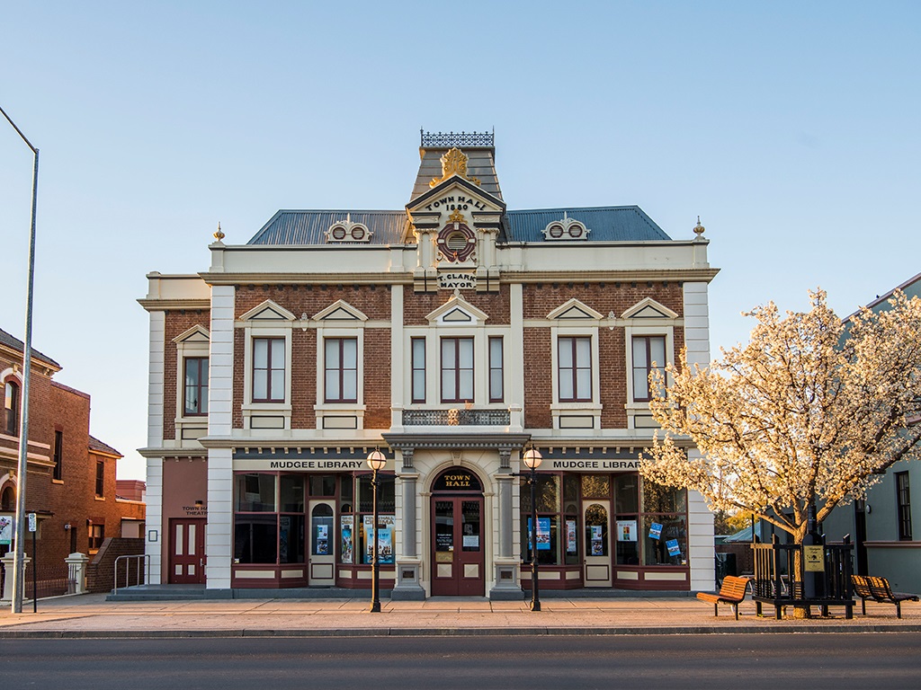 mudgee-town-hall-4.3.jpg